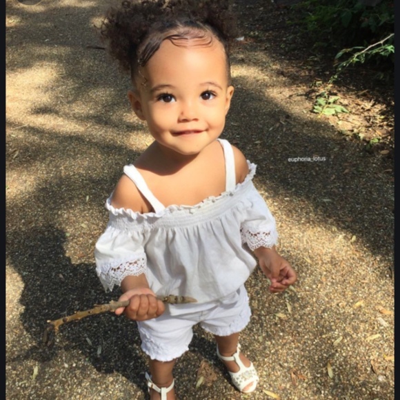 Meet your Posher, Tierra - Picture 1 of 1